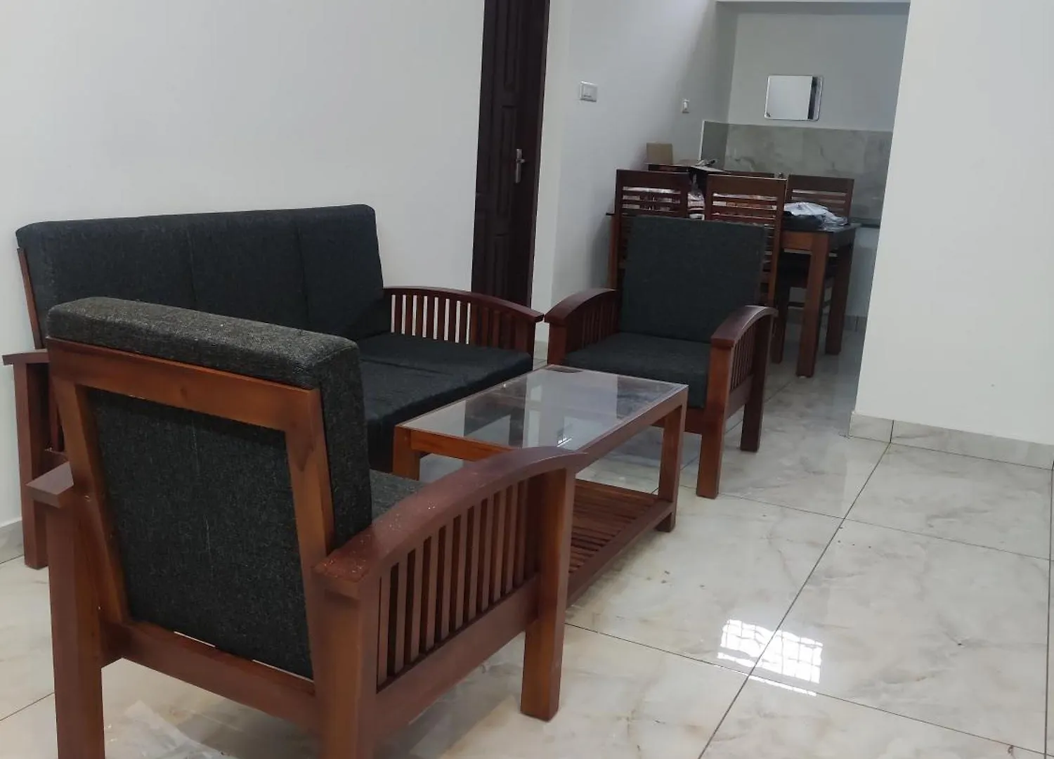 N & L Appartment Kochi Apartmán